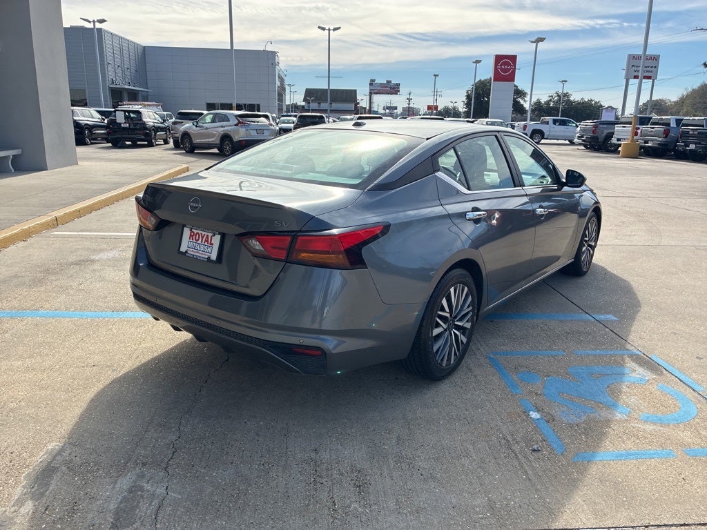 2023 Nissan Altima 2.5 SV