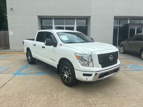 2024 Nissan Titan SV