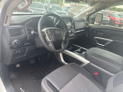 2024 Nissan Titan SV