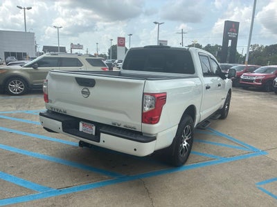 2024 Nissan Titan SV