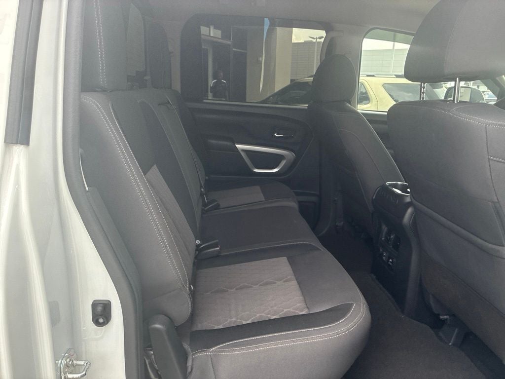 2024 Nissan Titan SV