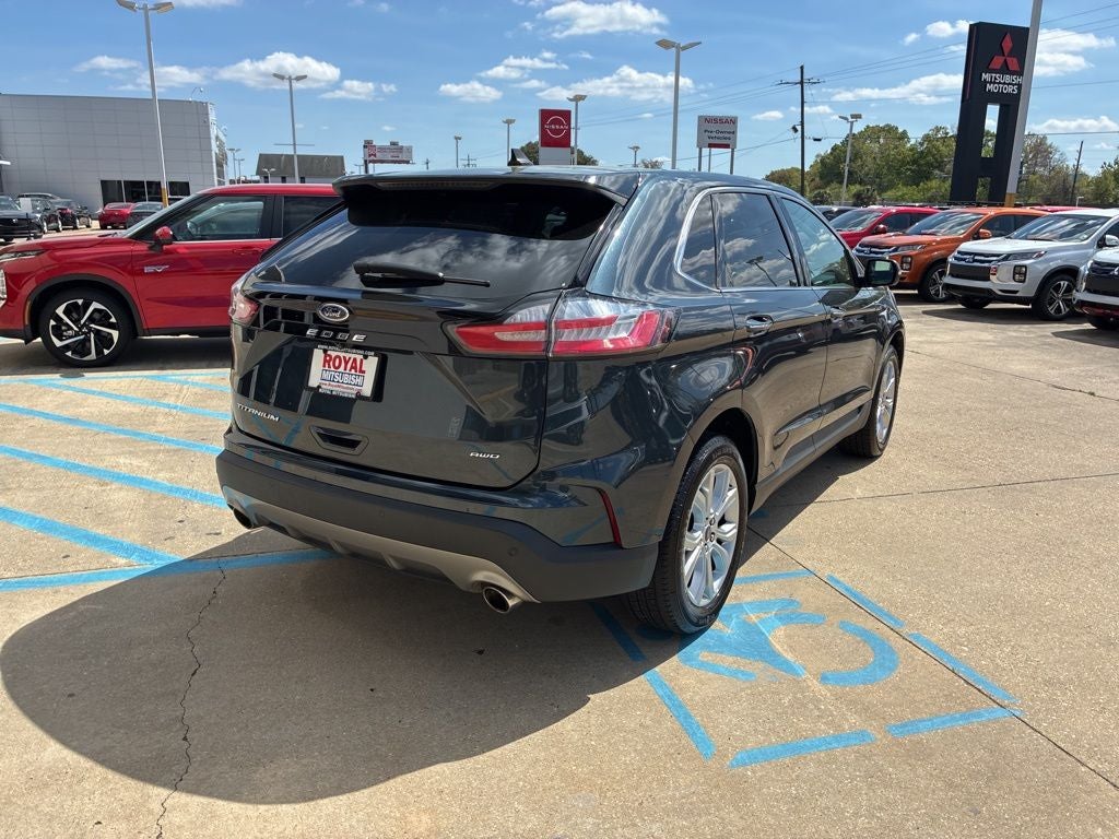 2022 Ford Edge Titanium