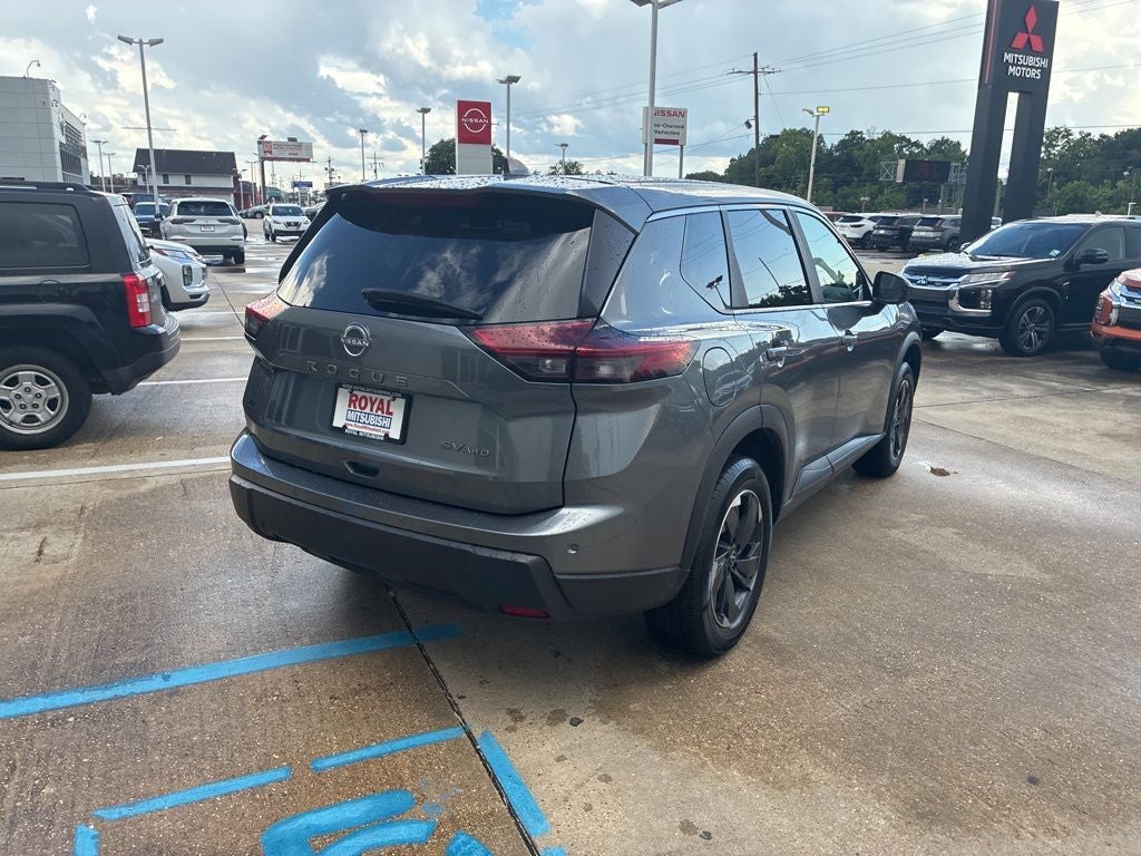 2024 Nissan Rogue SV