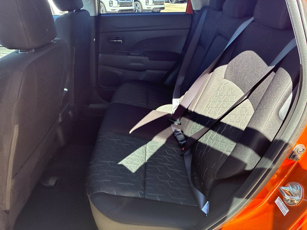 2027 Mitsubishi Outlander Sport 2.0 ES