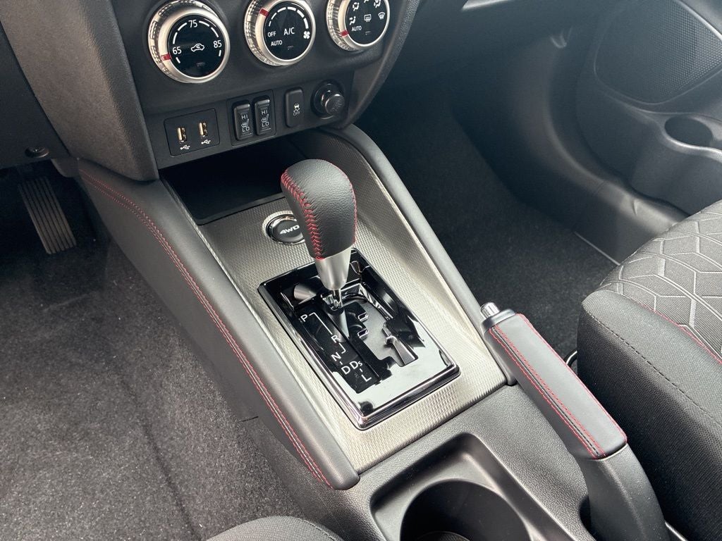 2026 Mitsubishi Outlander Sport 2.0 LE