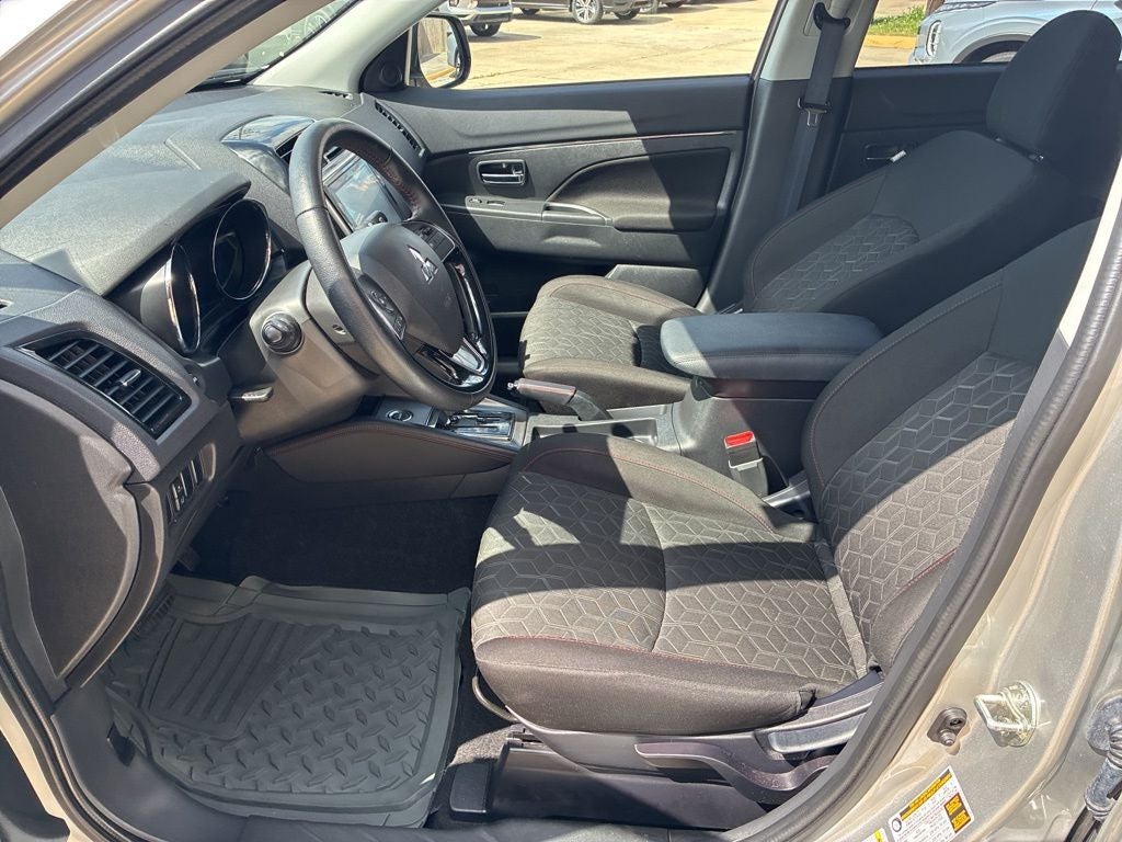 2024 Mitsubishi Outlander Sport 2.0 S