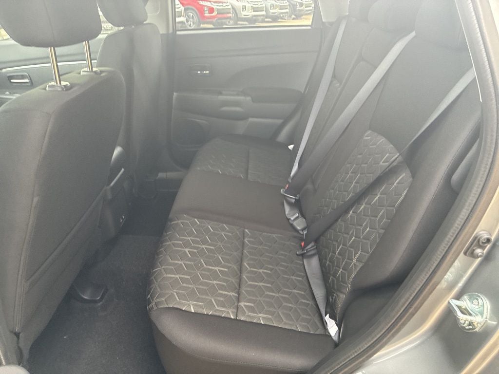 2026 Mitsubishi Outlander Sport 2.0 LE