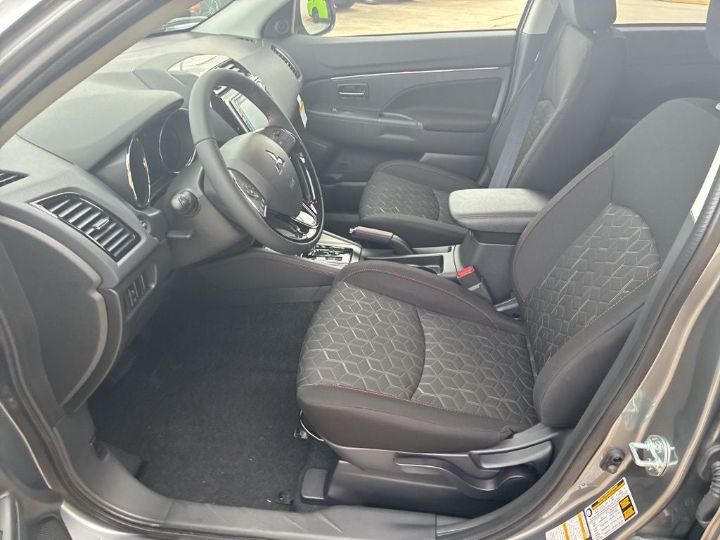 2026 Mitsubishi Outlander Sport 2.0 LE
