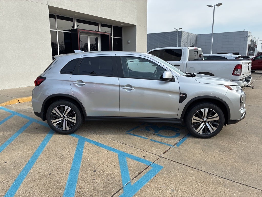 2026 Mitsubishi Outlander Sport 2.0 ES