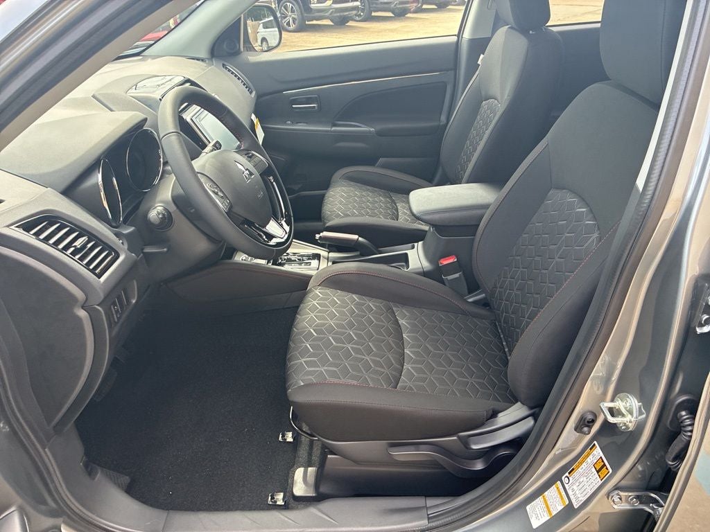2026 Mitsubishi Outlander Sport 2.0 LE