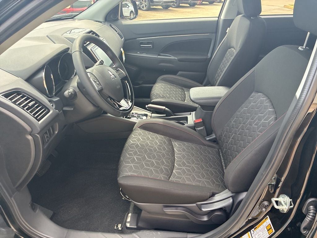 2026 Mitsubishi Outlander Sport 2.0 LE