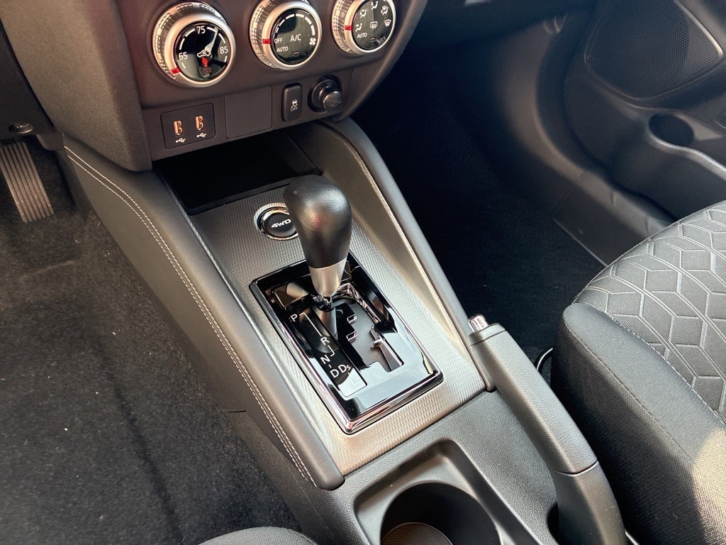 2026 Mitsubishi Outlander Sport 2.0 ES