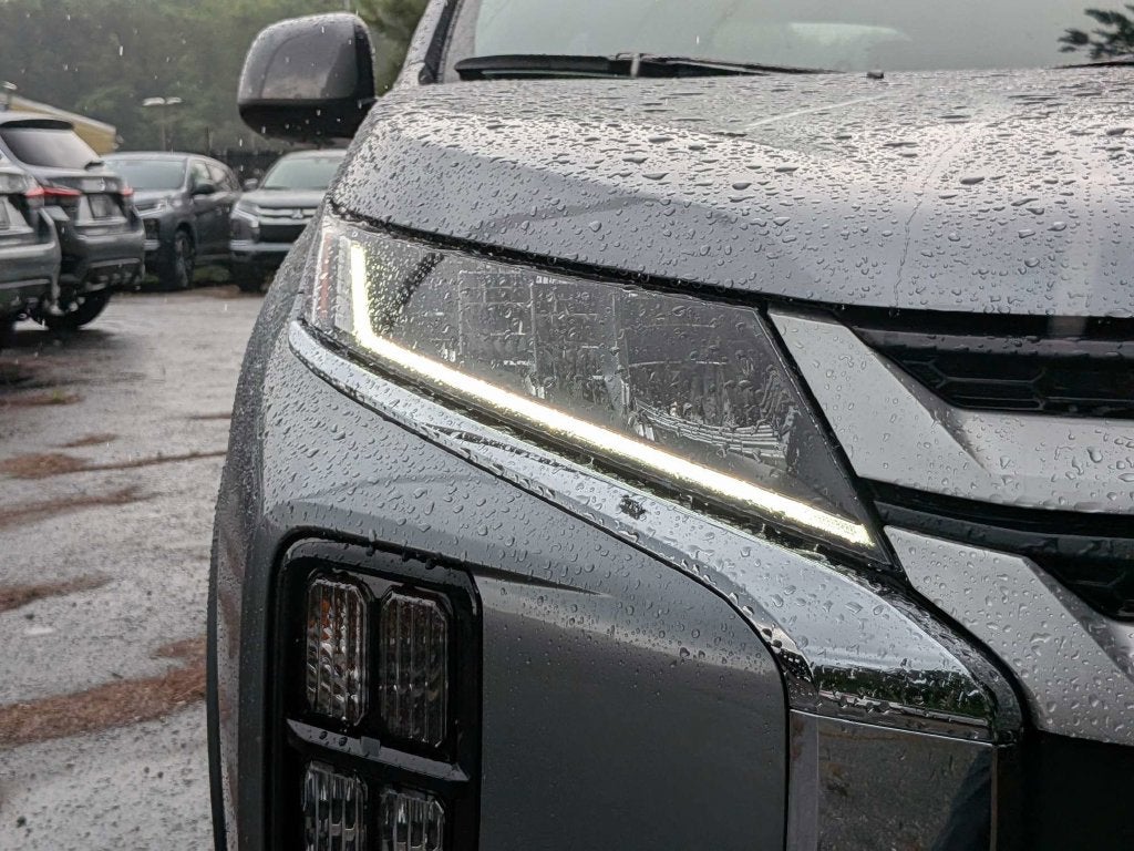 2026 Mitsubishi Outlander Sport Base