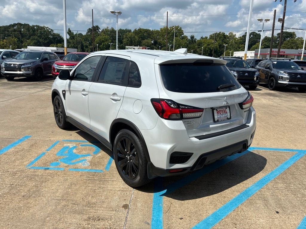 2026 Mitsubishi Outlander Sport 2.0 LE