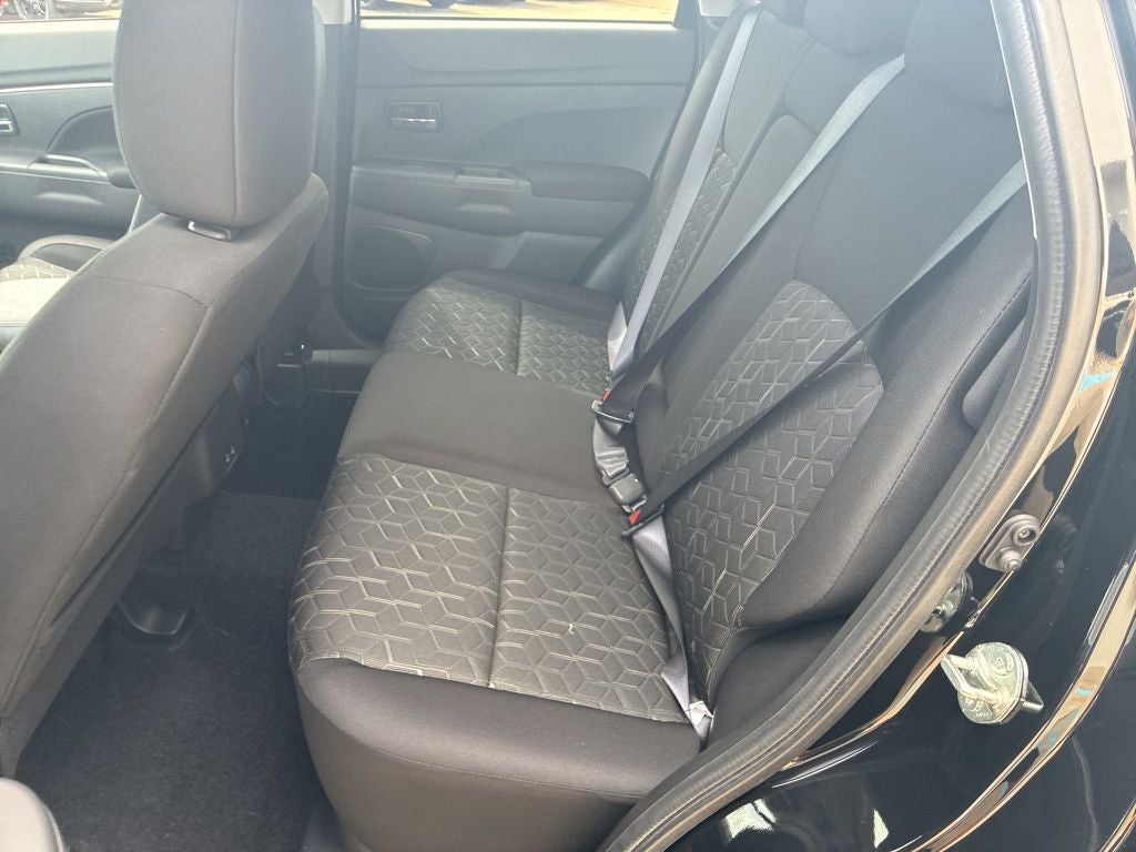 2026 Mitsubishi Outlander Sport 2.0 LE