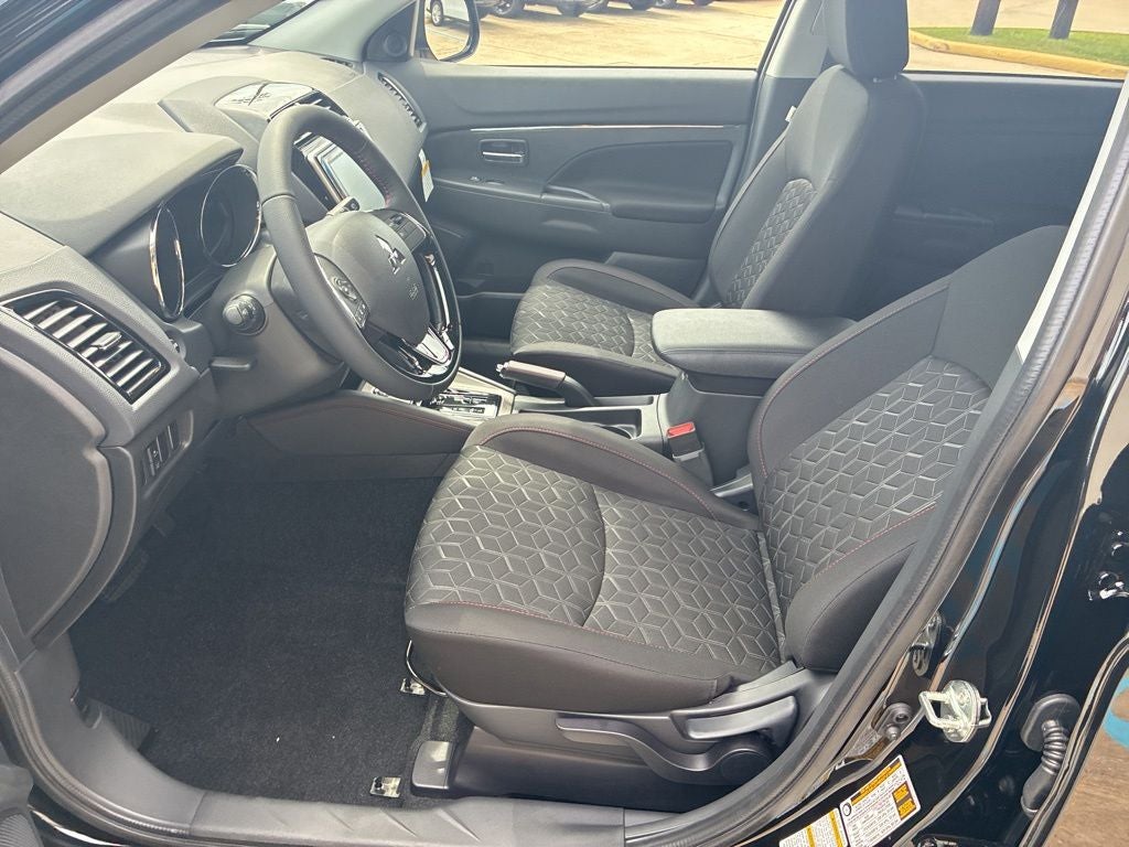 2026 Mitsubishi Outlander Sport 2.0 LE