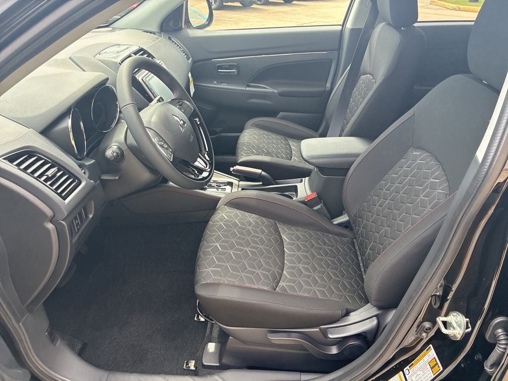 2026 Mitsubishi Outlander Sport 2.0 LE