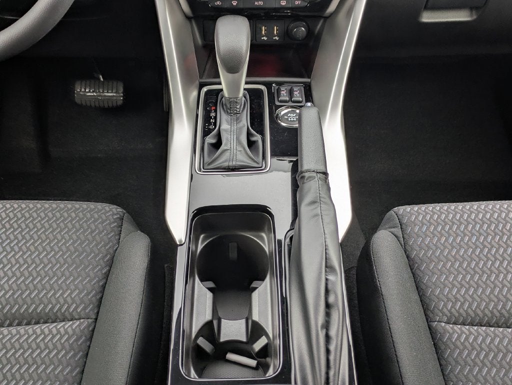 2026 Mitsubishi Eclipse Cross Base