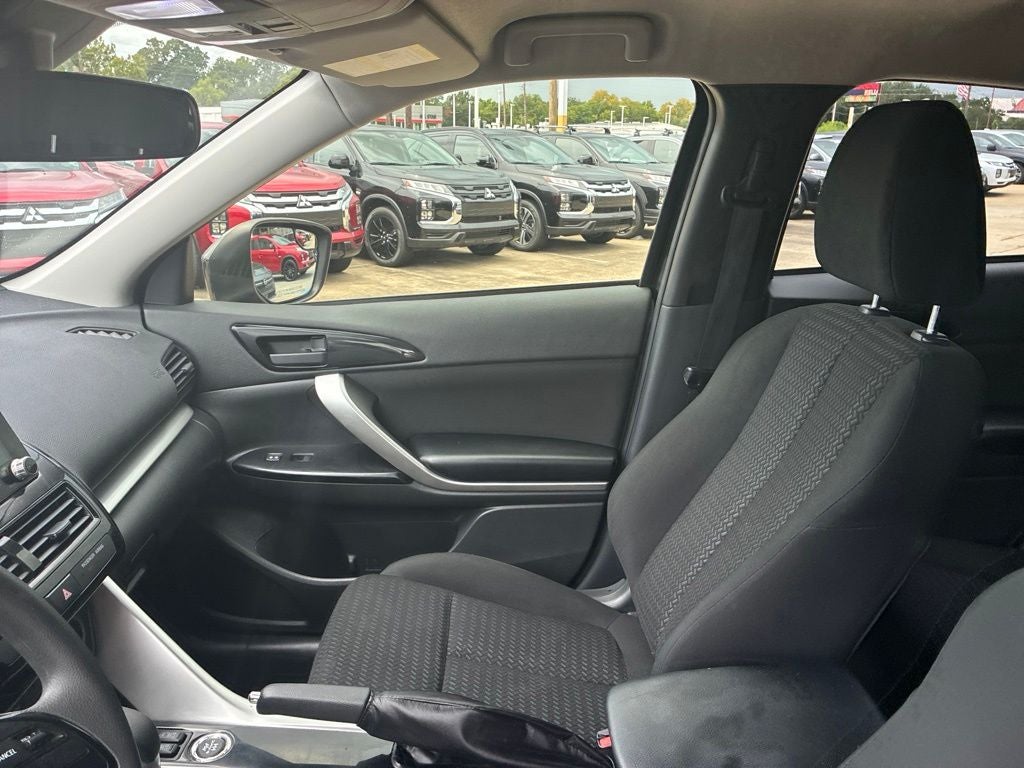 2024 Mitsubishi Eclipse Cross LE