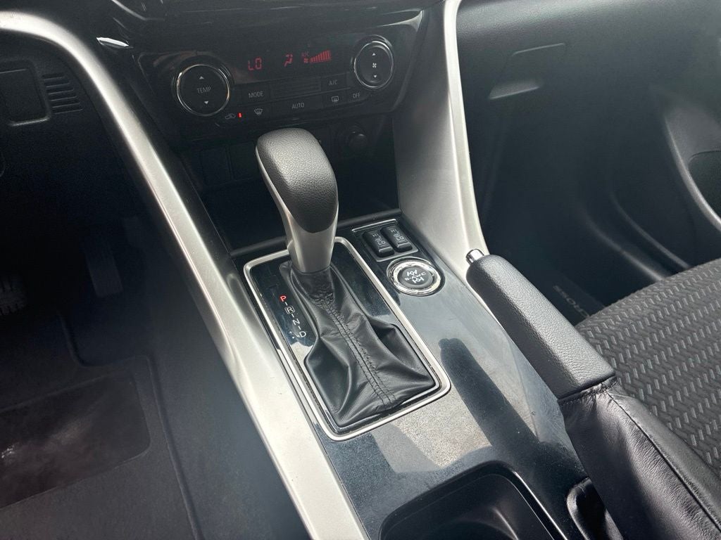 2024 Mitsubishi Eclipse Cross LE
