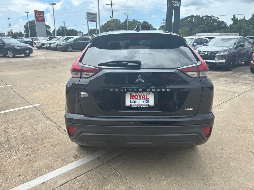 2024 Mitsubishi Eclipse Cross LE