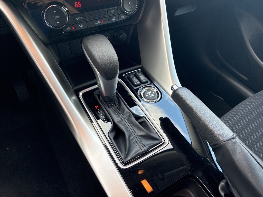 2026 Mitsubishi Eclipse Cross LE