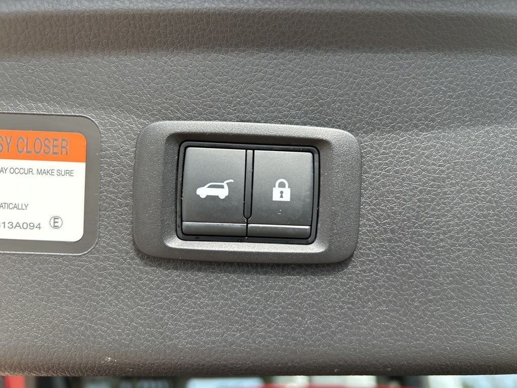 2024 Mitsubishi Eclipse Cross Base