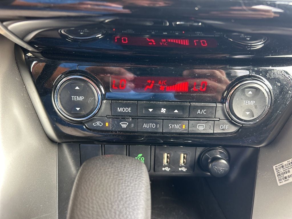 2024 Mitsubishi Eclipse Cross Base