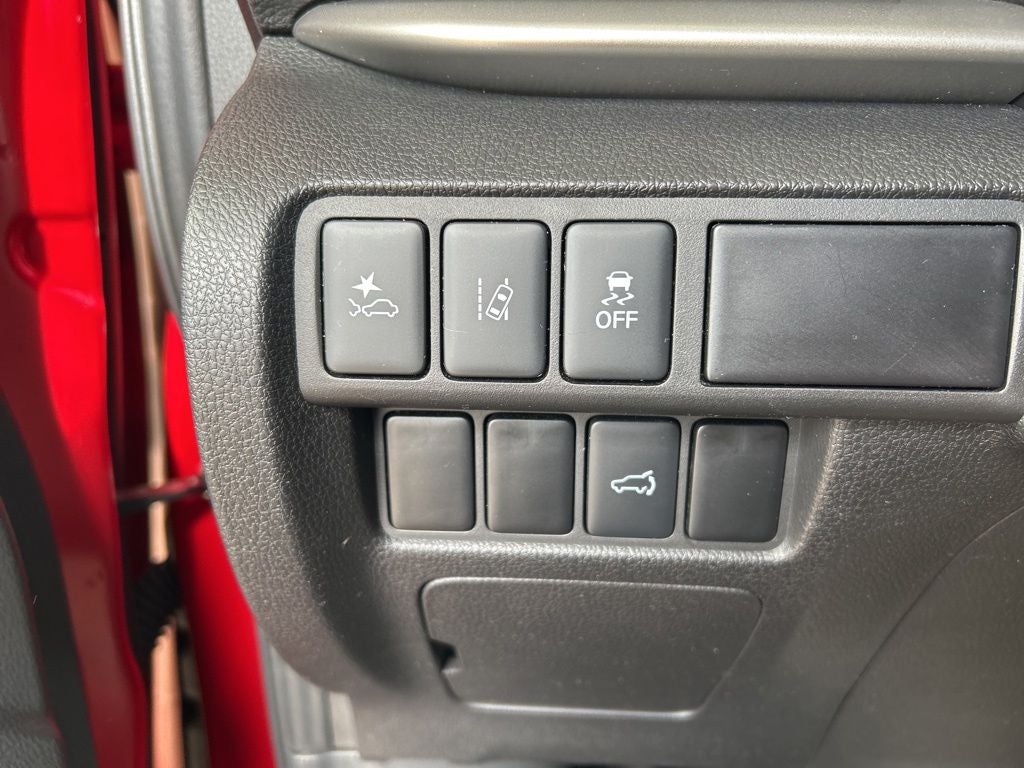 2024 Mitsubishi Eclipse Cross Base