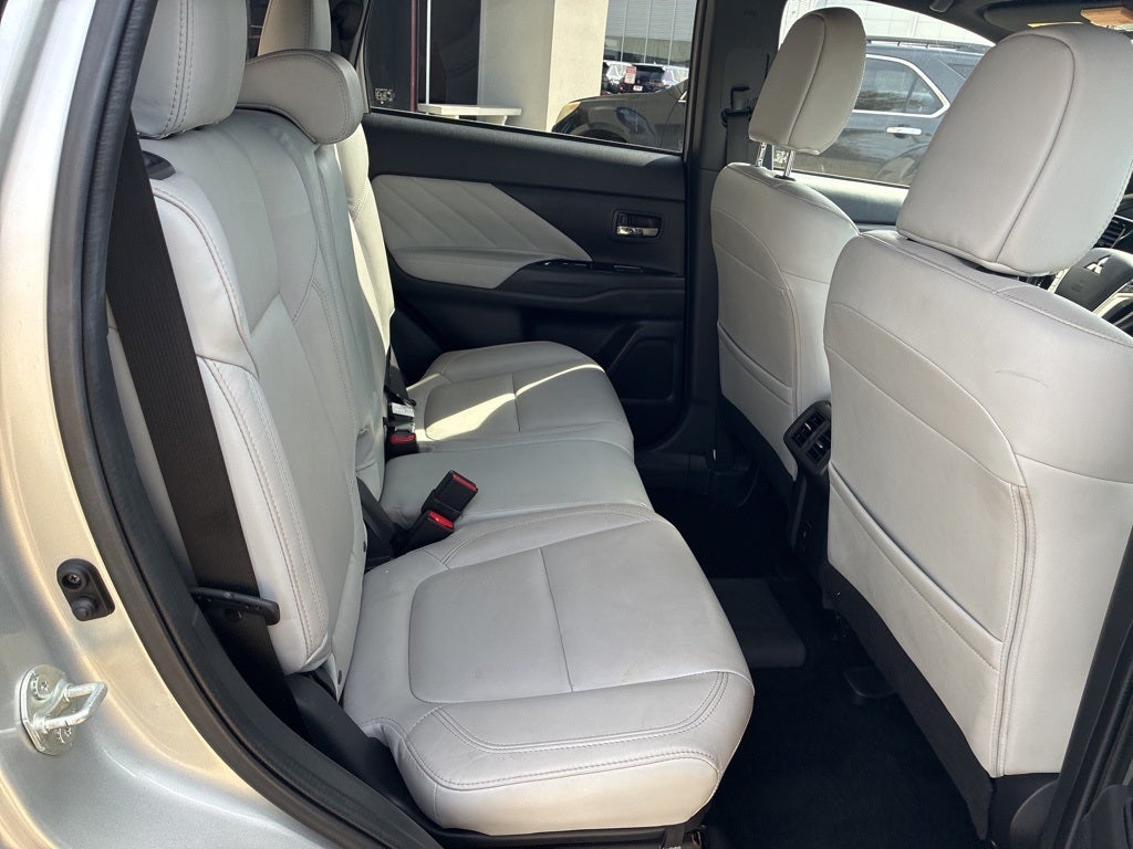 2022 Mitsubishi Outlander PHEV SEL