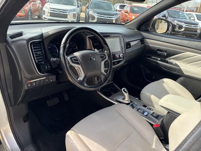 2022 Mitsubishi Outlander PHEV SEL