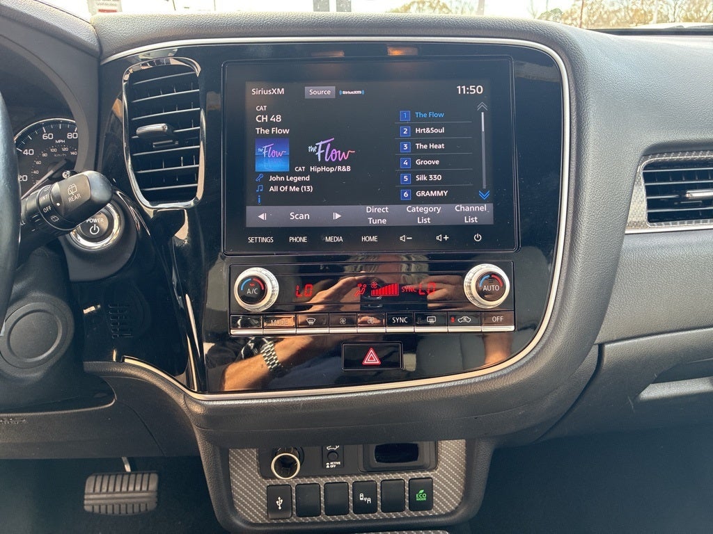 2022 Mitsubishi Outlander PHEV SEL