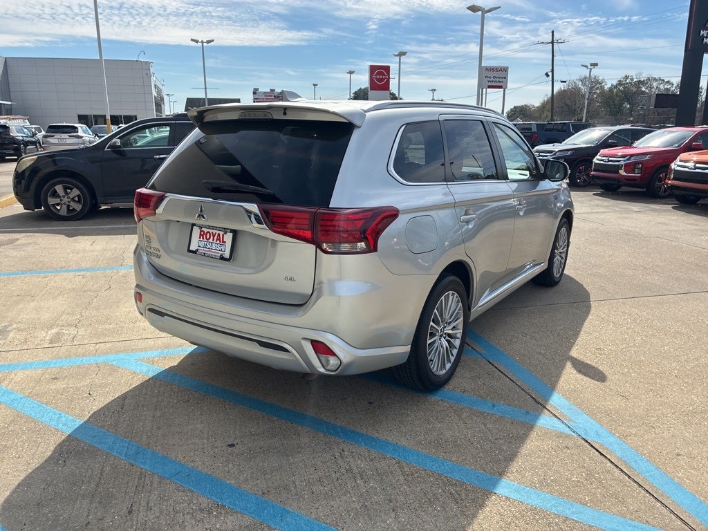 2022 Mitsubishi Outlander PHEV SEL