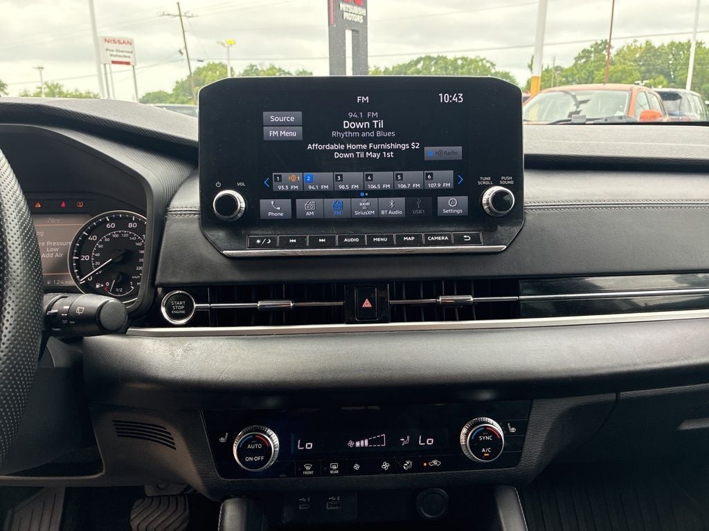 2023 Mitsubishi Outlander SE