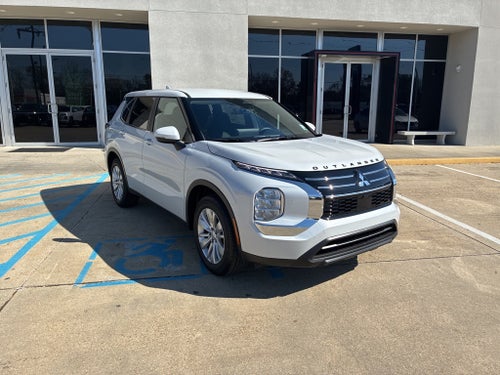 2026 Mitsubishi Outlander ES