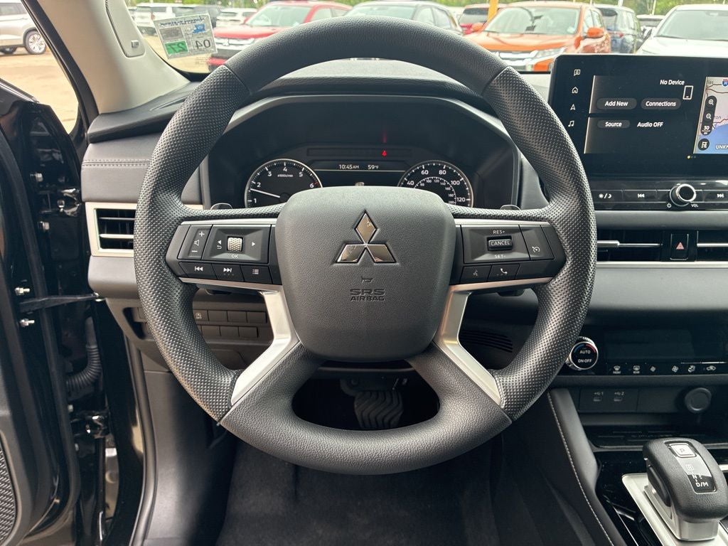 2026 Mitsubishi Outlander ES