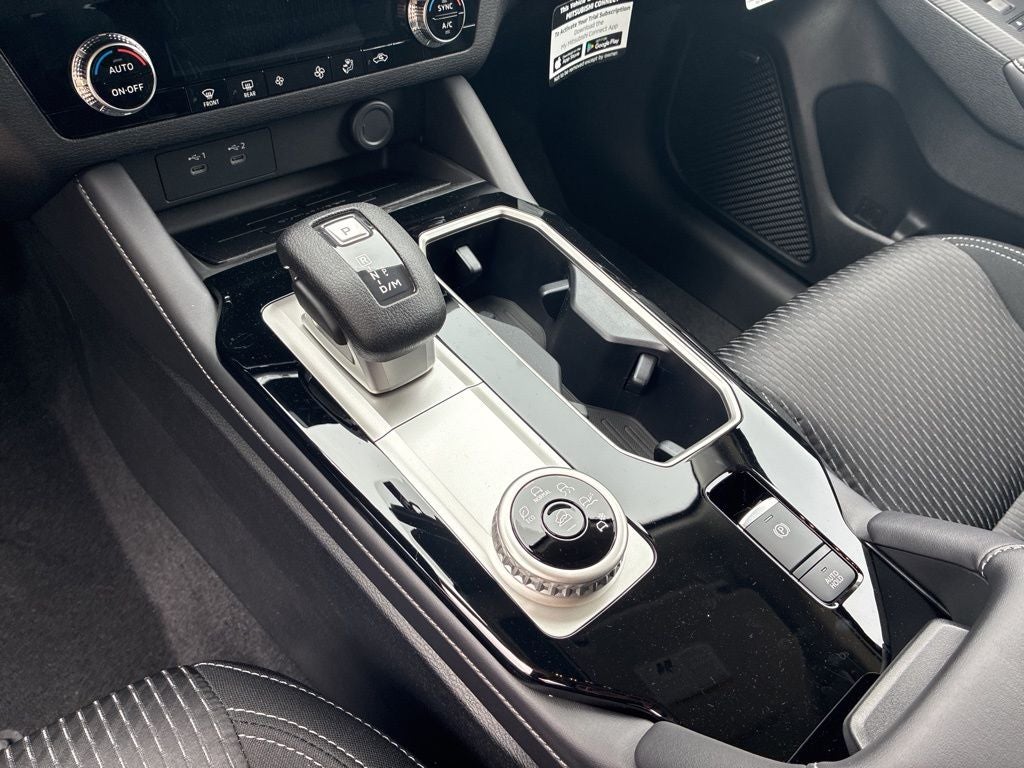 2026 Mitsubishi Outlander ES