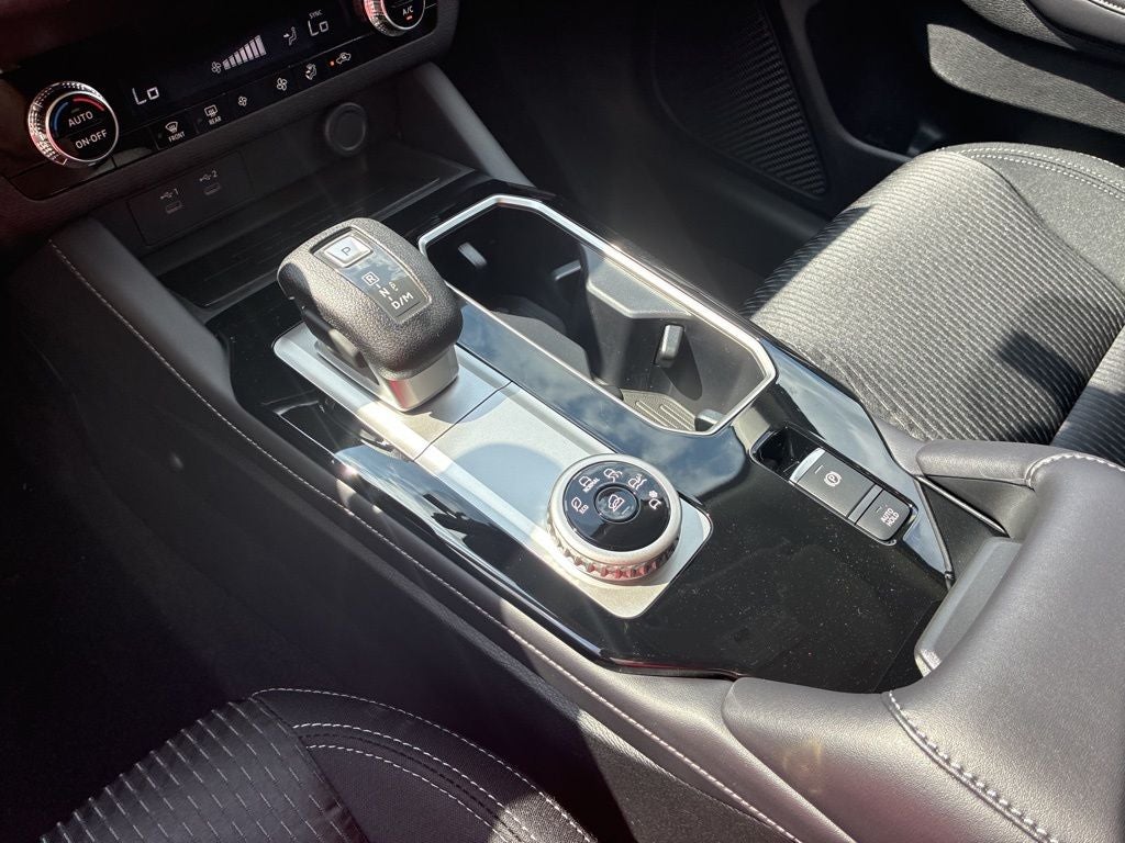 2026 Mitsubishi Outlander ES