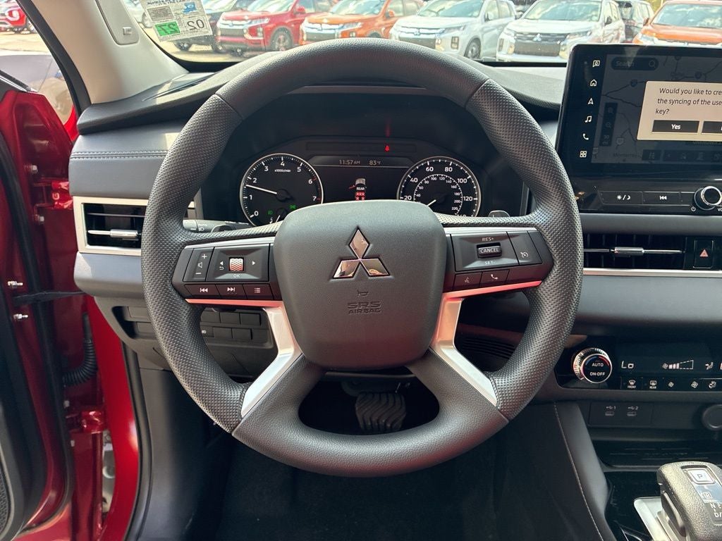 2026 Mitsubishi Outlander ES