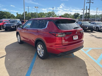 2026 Mitsubishi Outlander ES
