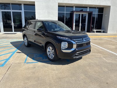 2026 Mitsubishi Outlander ES