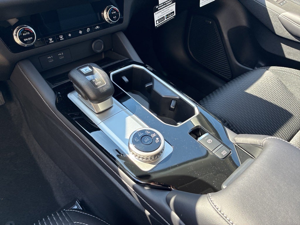 2026 Mitsubishi Outlander ES