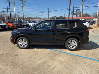 2026 Mitsubishi Outlander ES