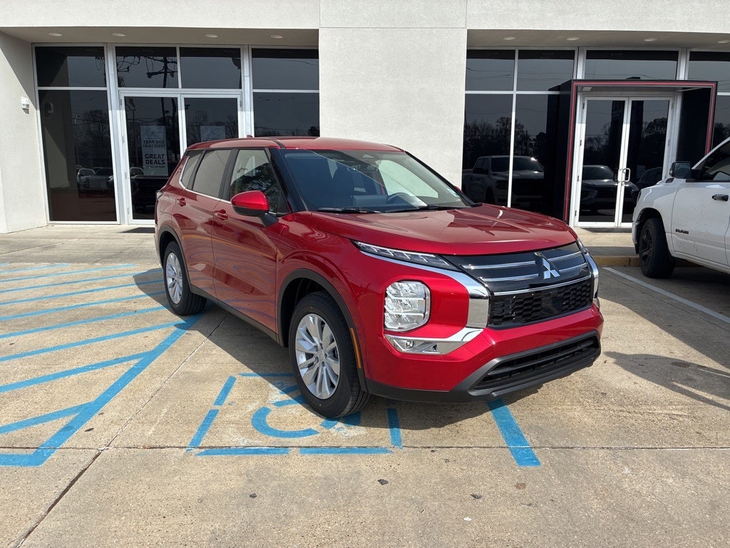 2026 Mitsubishi Outlander ES