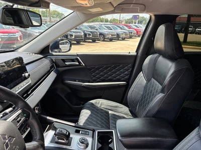 2022 Mitsubishi Outlander SEL