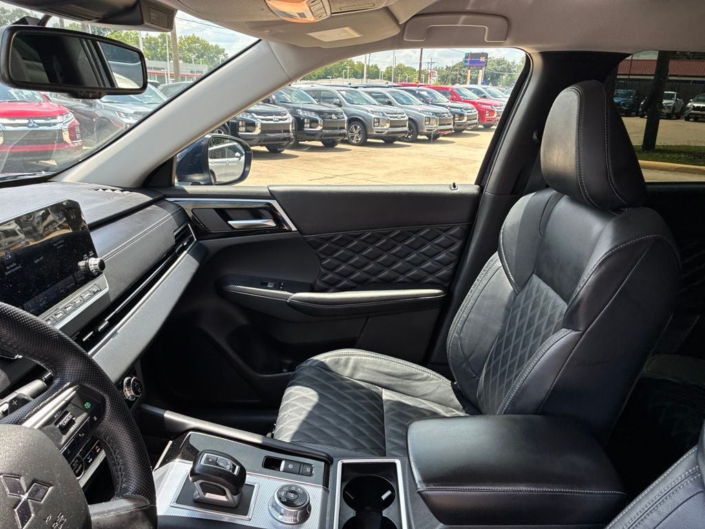2022 Mitsubishi Outlander SEL