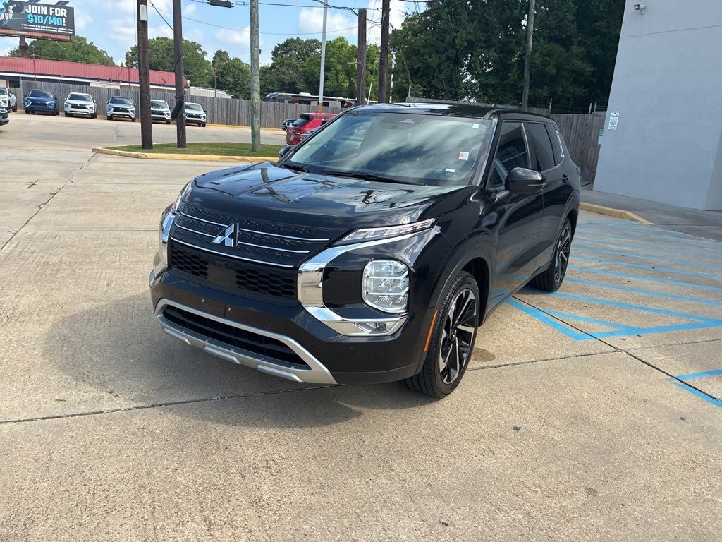 2024 Mitsubishi Outlander SE