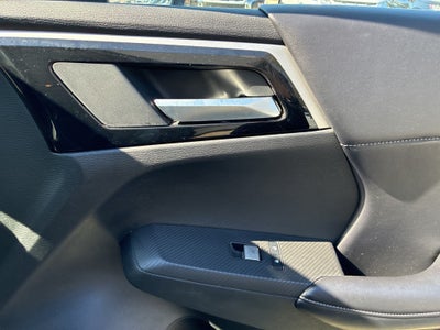 2024 Mitsubishi Outlander Base