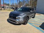2024 Mitsubishi Outlander Base