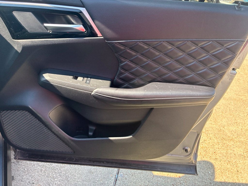 2023 Mitsubishi Outlander SEL Black Edition